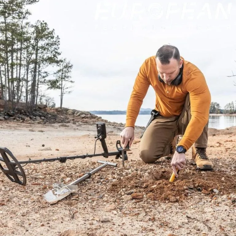 Professional Best Metal Detectors | Latest Models & Brands treasure detector